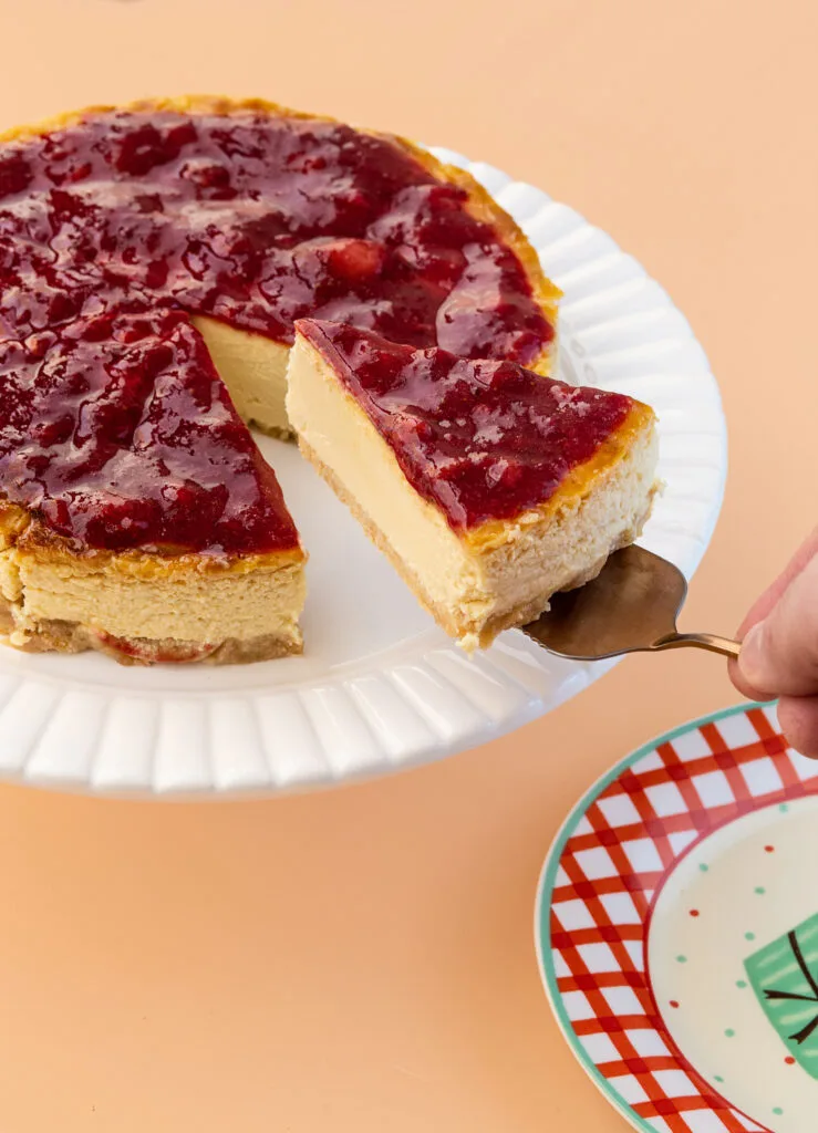 Cheesecake artesanal de frutas vermelhas